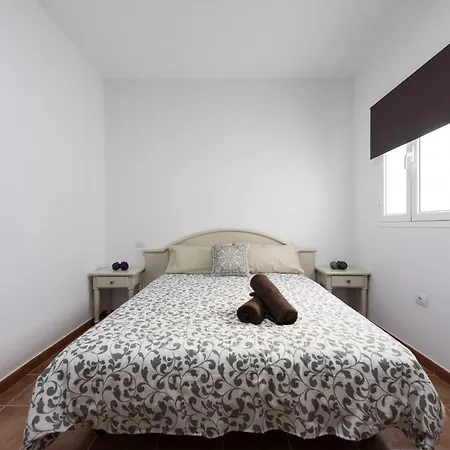 La Madera - Urban Near The Airport - Wifi Apartment Sardina